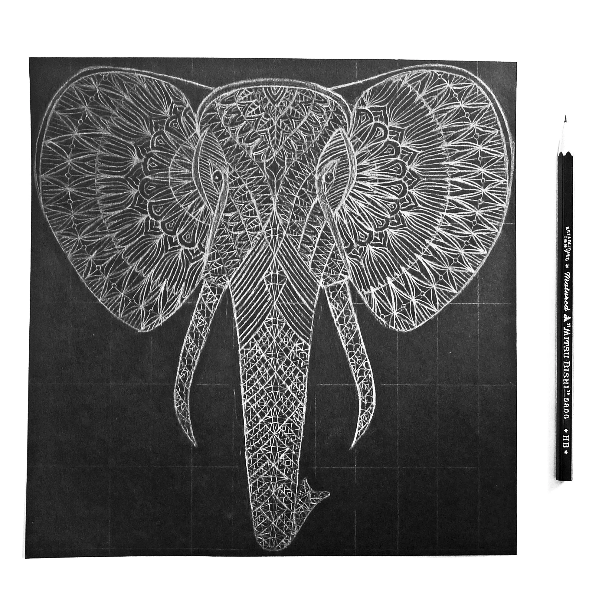 Elephant — Léo Kadota - Papercutting Art